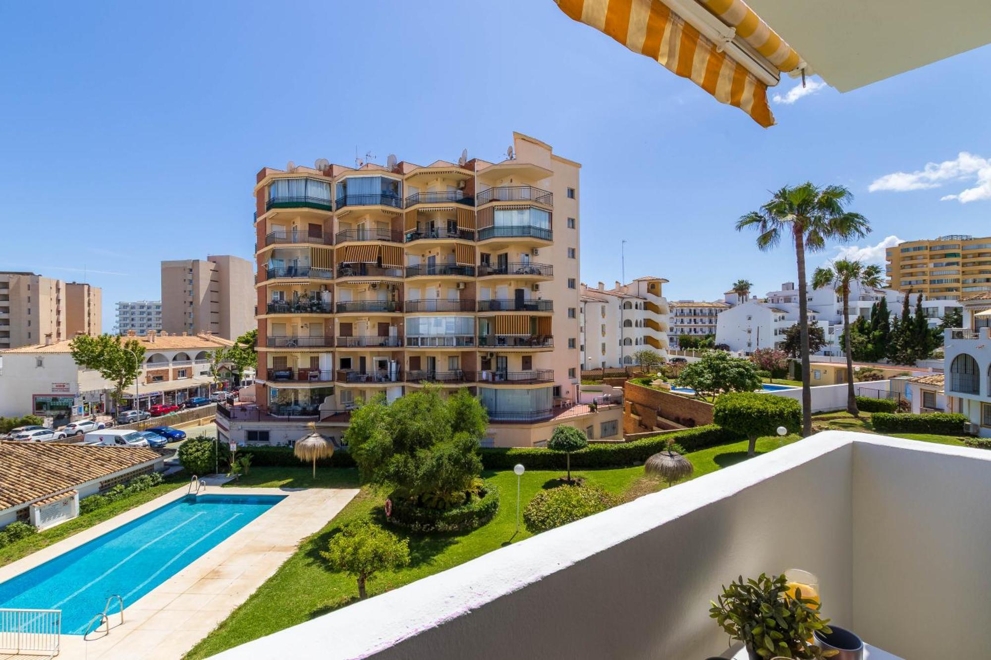 Appartamento Erisa 52 By Ivi Real Estate Torremolinos Esterno foto